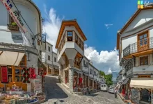 Arnavutluk-Gjirokastra-gezi-rehberi