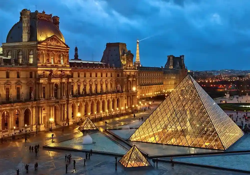Paris-Gezi-Rehberi-Louvre-Muzesi