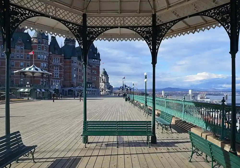 Quebec_-_Terrasse_Dufferin