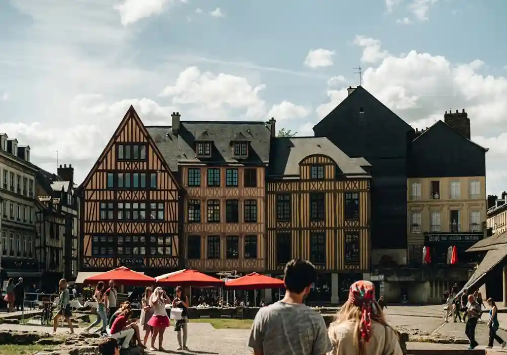 Rouen_Gezi_Rehberi_Eski_Pazar_Yeri_Meydani